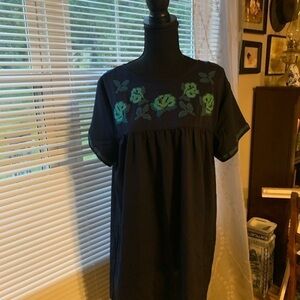 Size Medium Umgee dress with embroidery Navy & turquoise cotton /poly